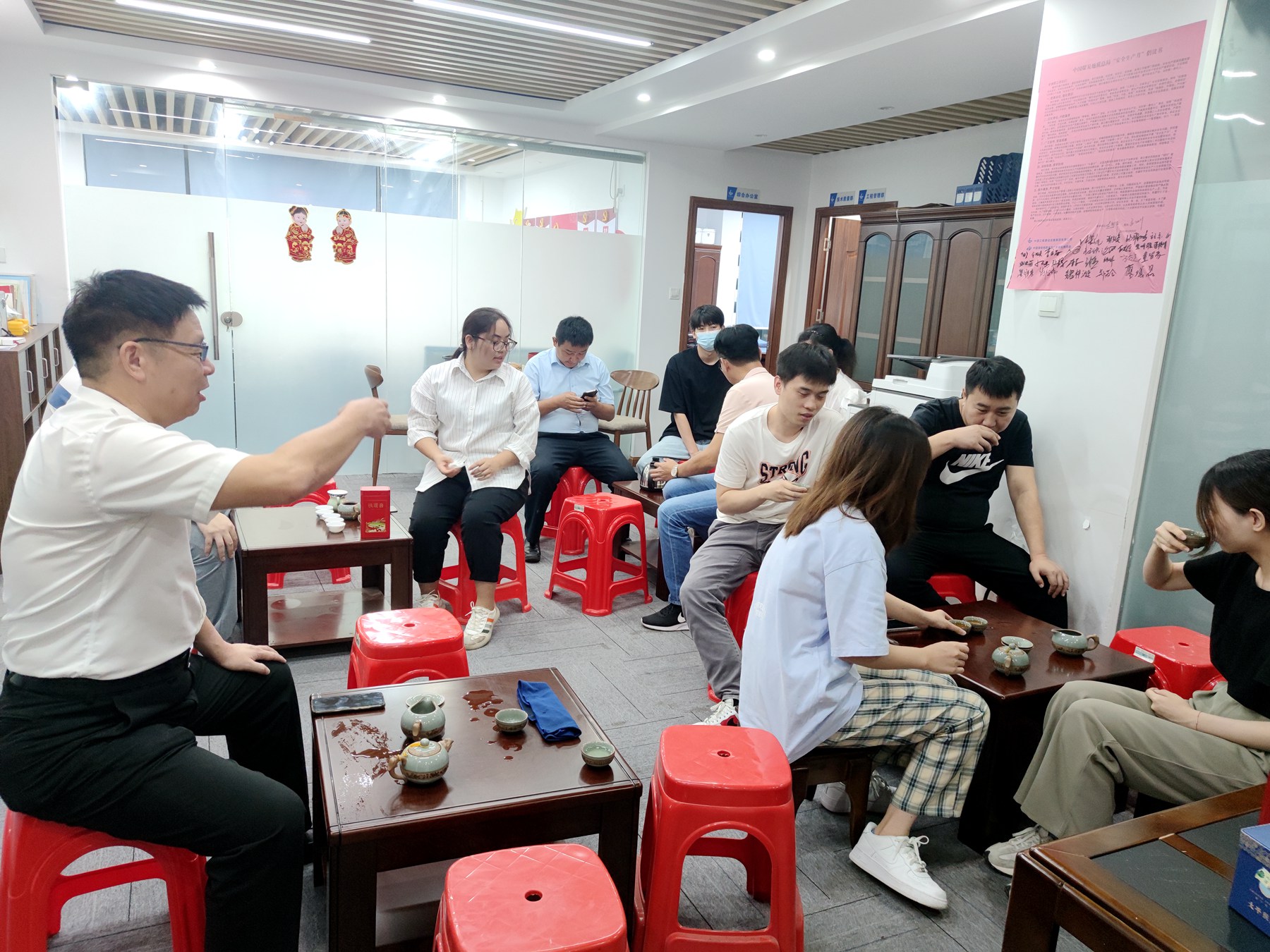 珠海分公司开展庆祝建局60周年主题茶艺活动5.jpg