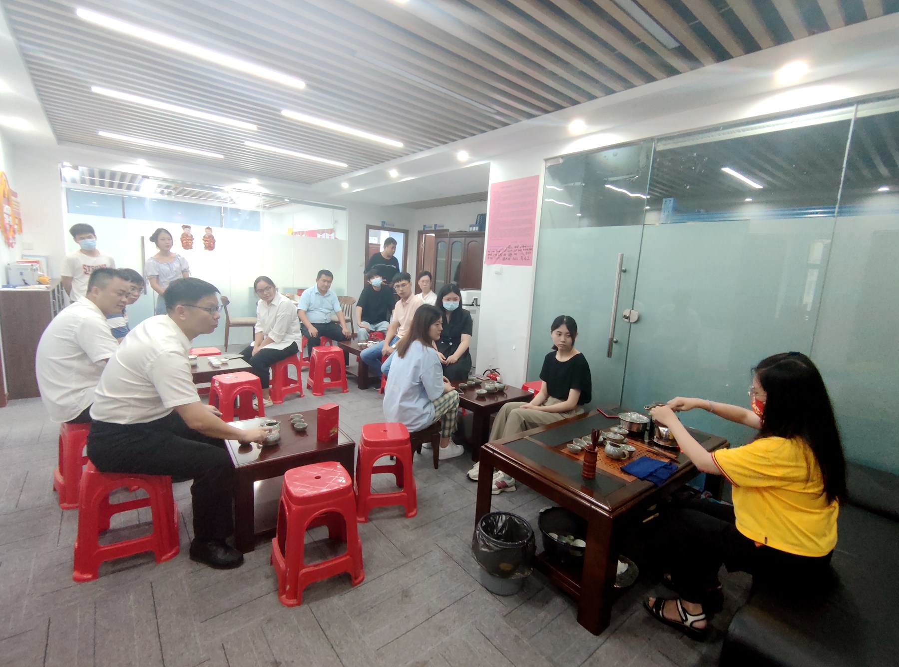 珠海分公司开展庆祝建局60周年主题茶艺活动4.jpg