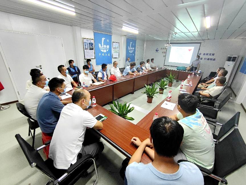 粤港澳大湾区总部办公楼项目部邀请广州市科安宣传中心专家开展安全宣传和应急技能培训1_副本.jpg