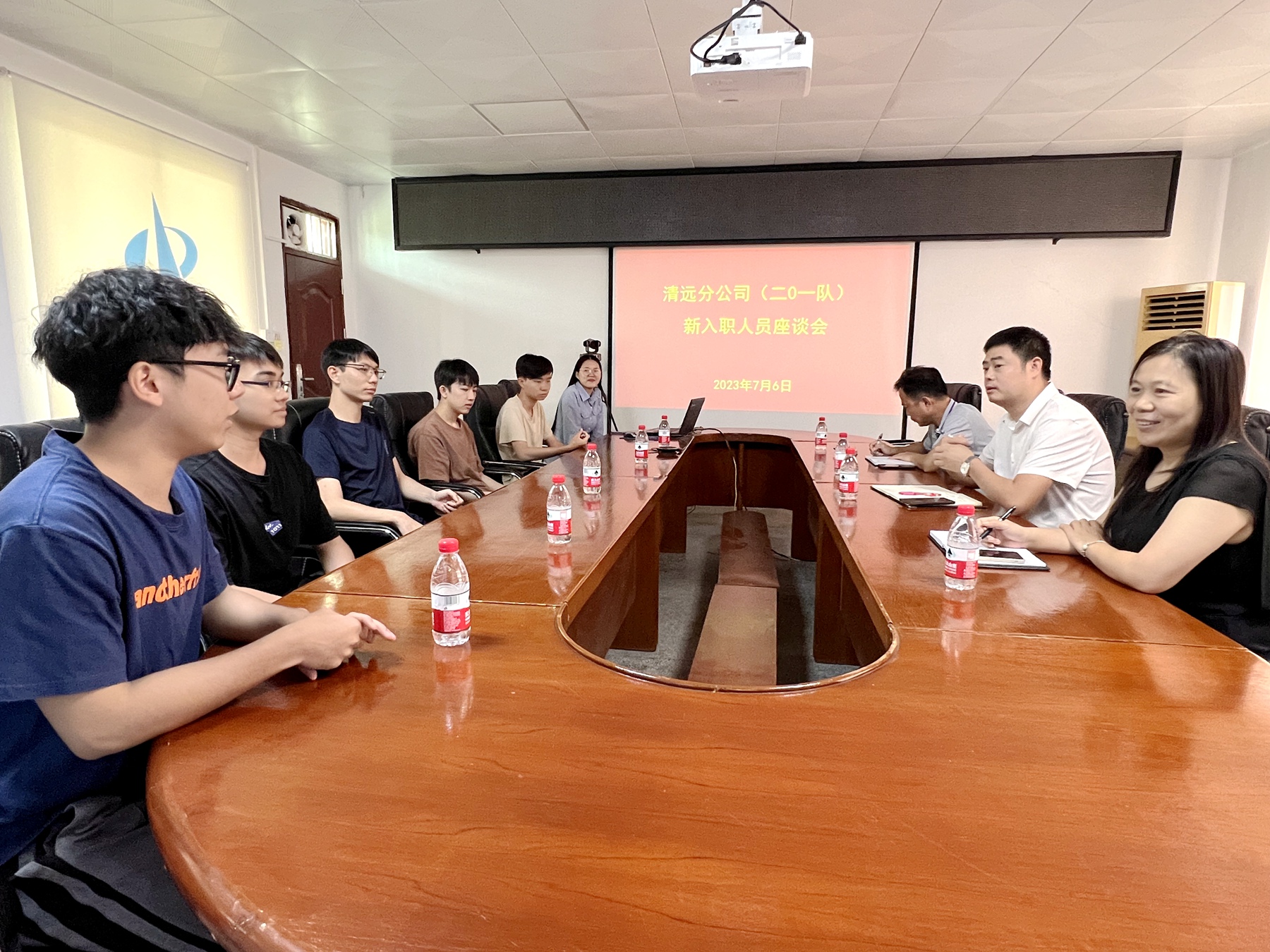 清远分公司（二0一队）召开新入职员工座谈会2.jpg