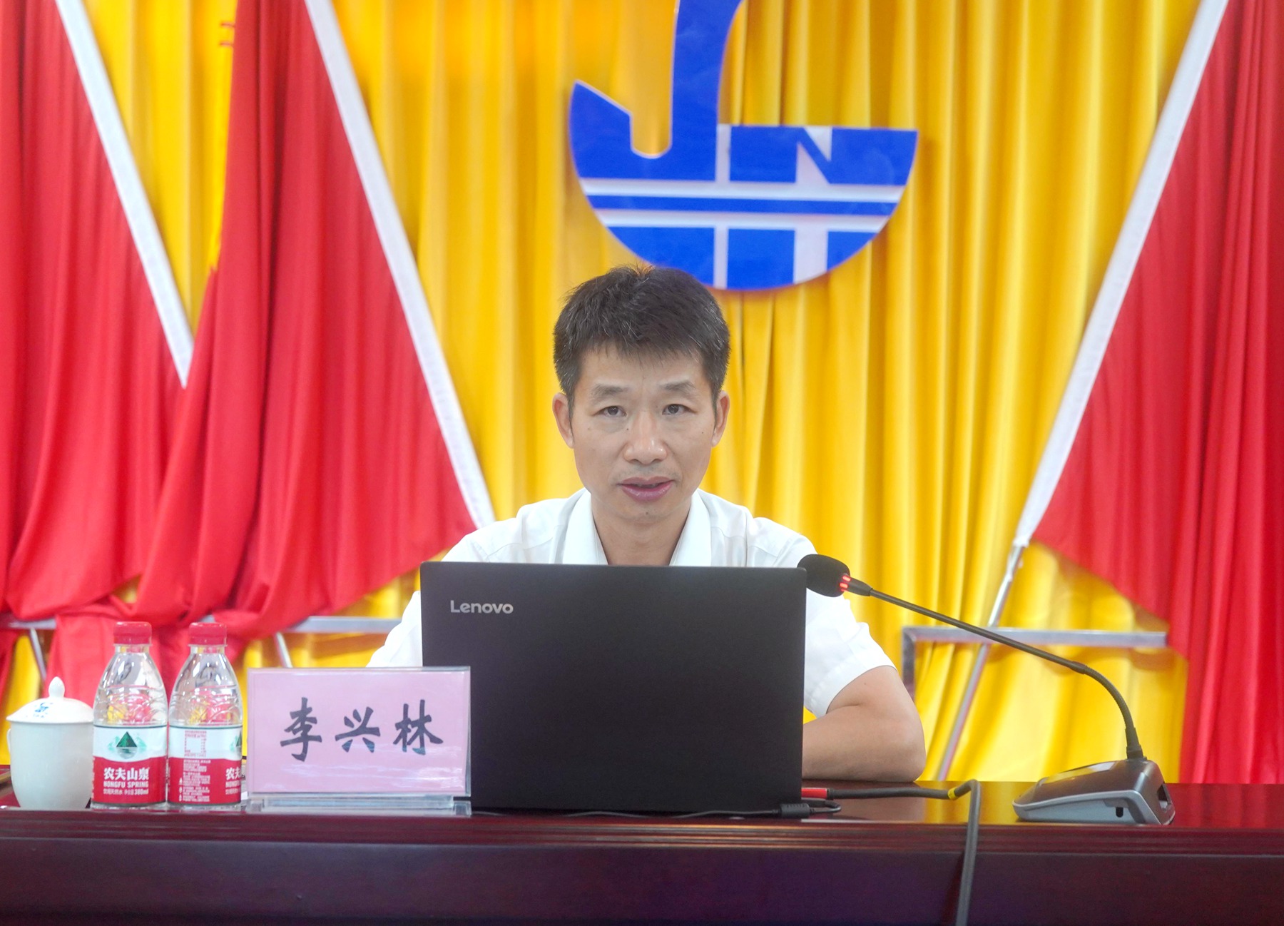图2.JPG