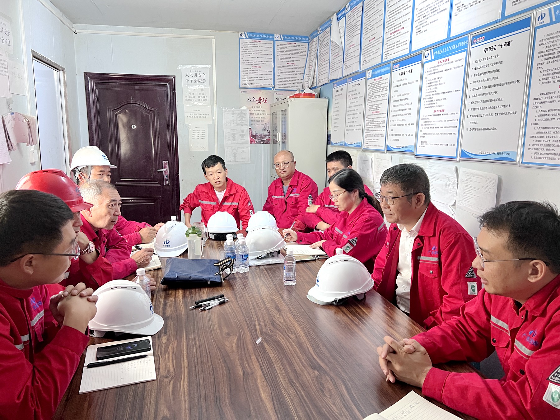 勘查院全力冲刺四季度1.jpg
