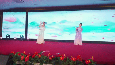 双人舞.gif