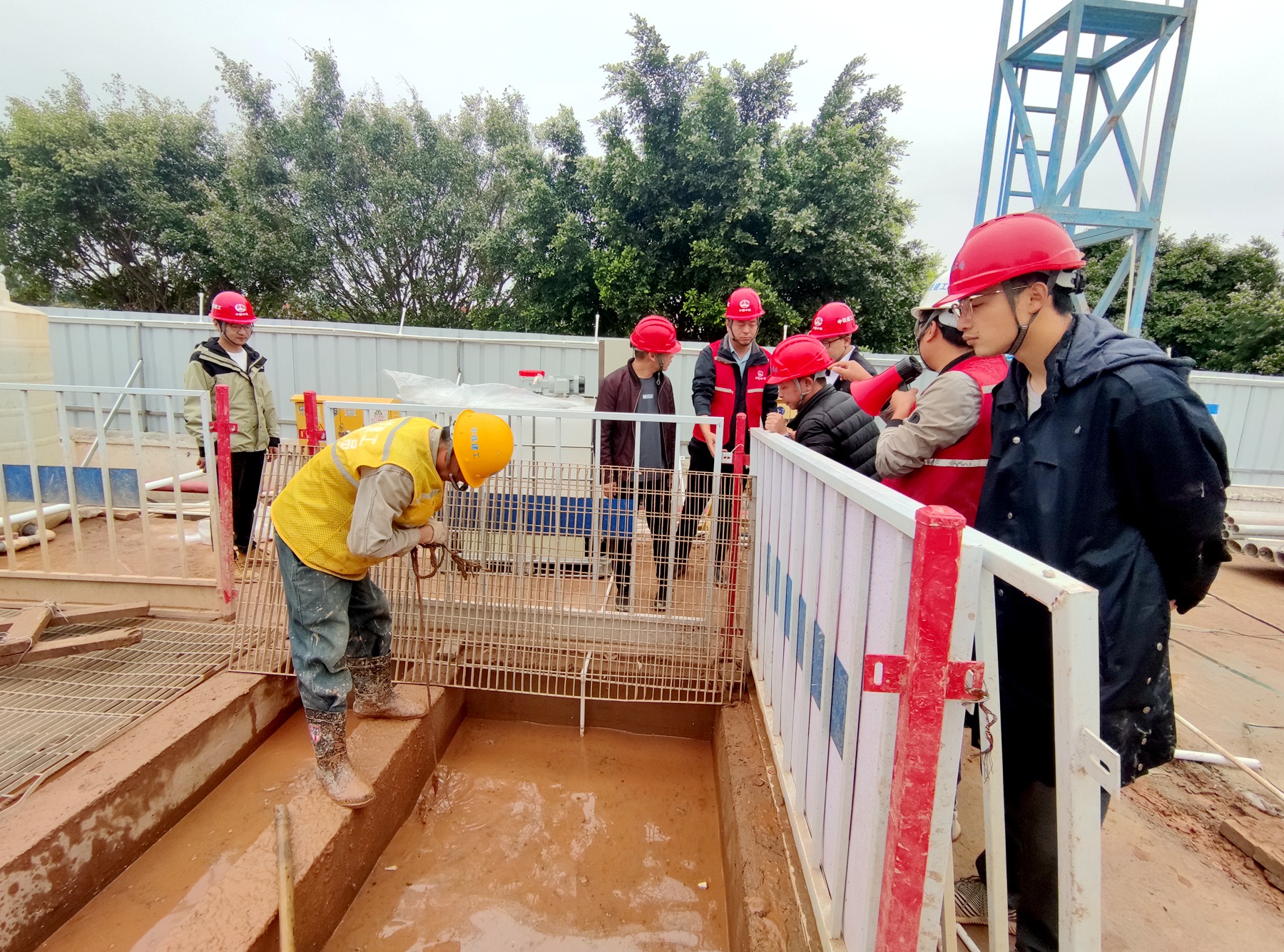 珠海分公司召开标准化建设交流会2.jpg