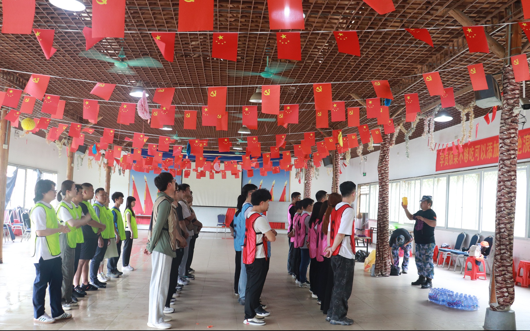 传承五四精神 不负青春韶华——二〇二队（花都分公司）开展五四青年节主题团日活动9.jpg