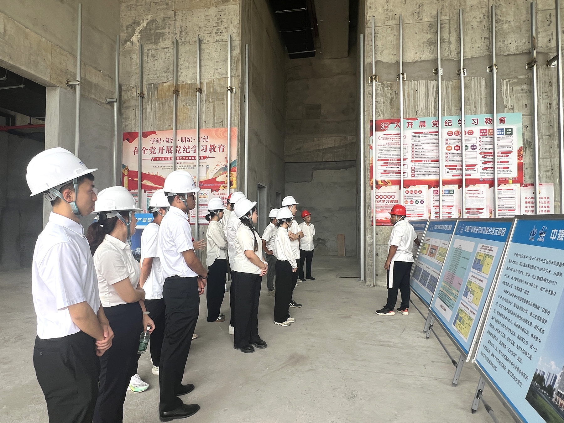 开发区分公司（市政公司）举办2023年师徒座谈会7.jpg
