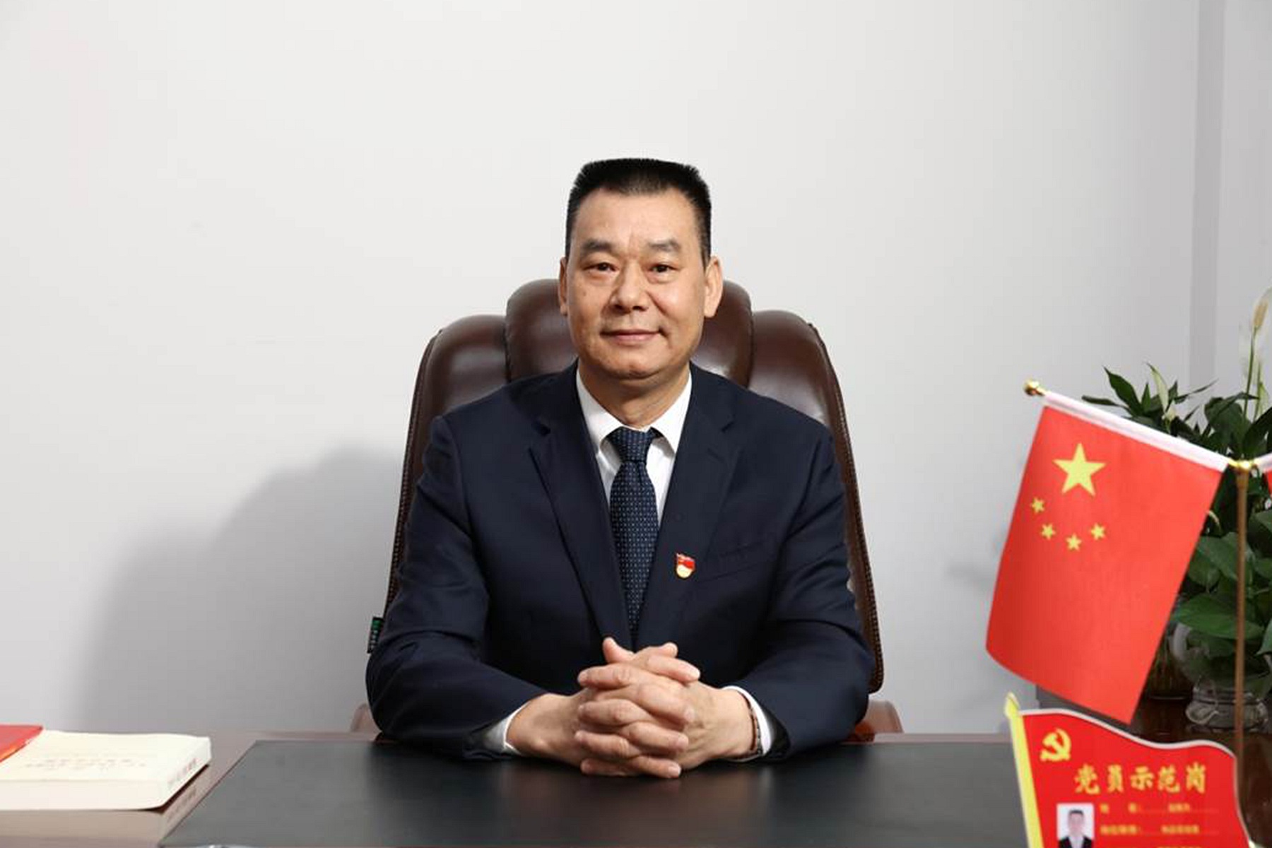 赵新杰.jpg