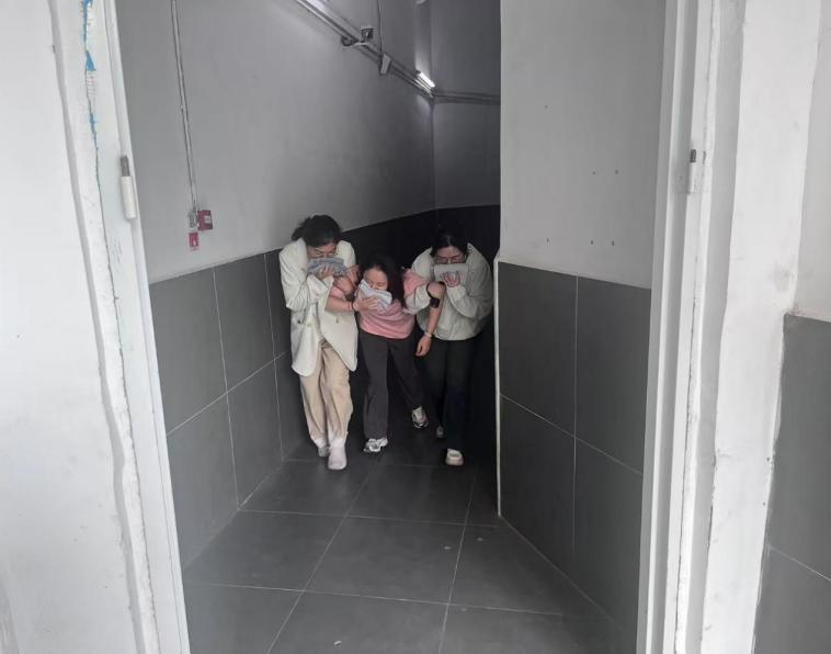 湖北分公司开展消防知识培训及演练活动3.png