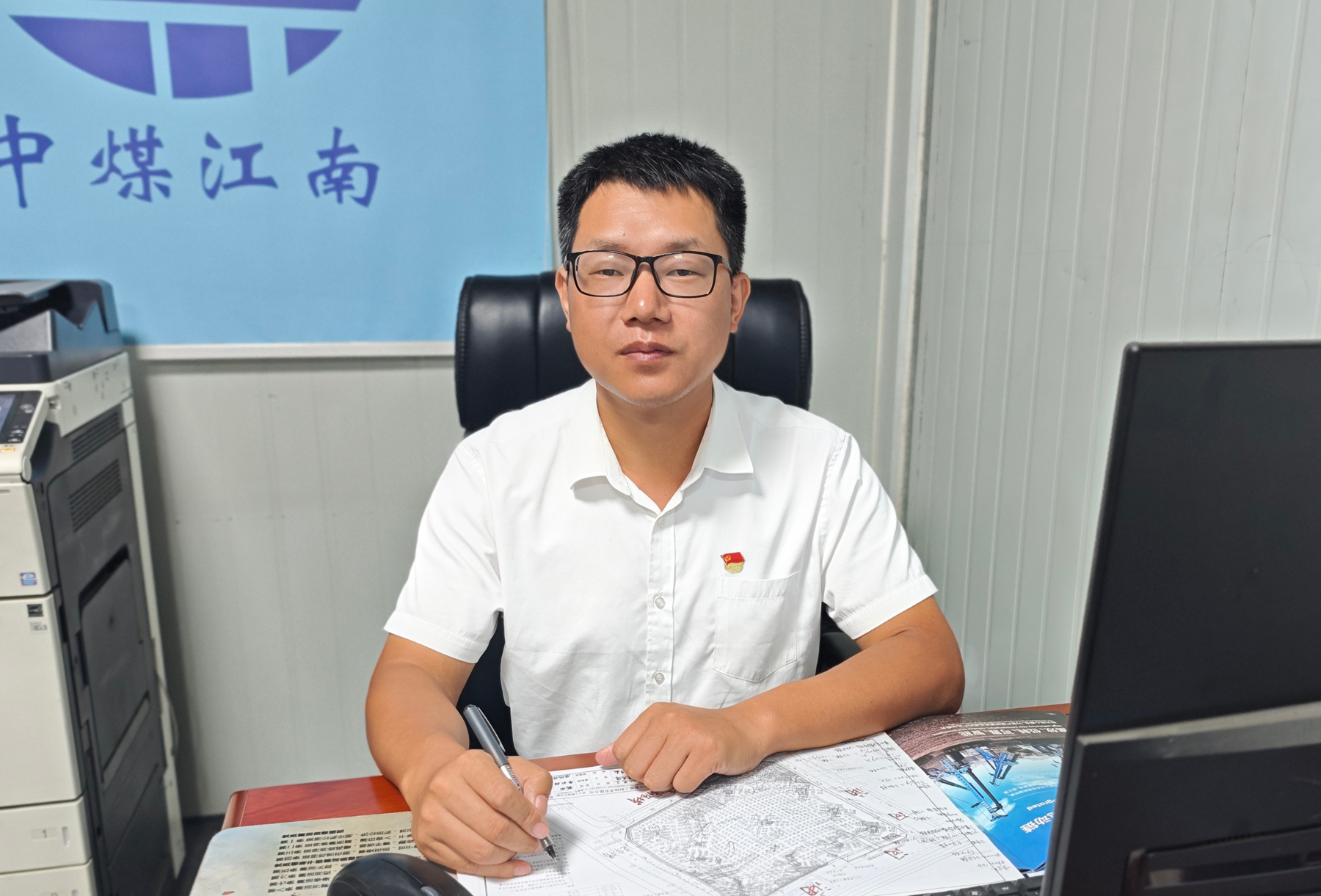 2.孔维鹏.jpg
