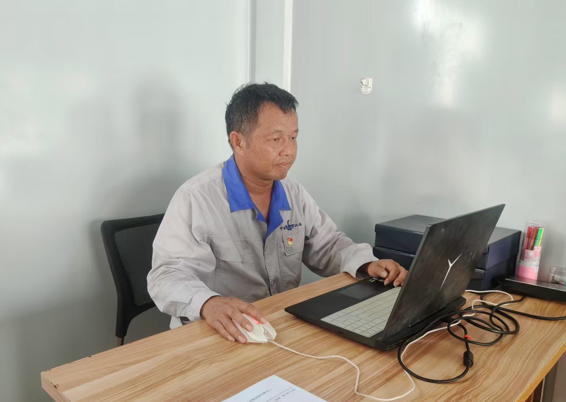 4.黄锐林.jpg