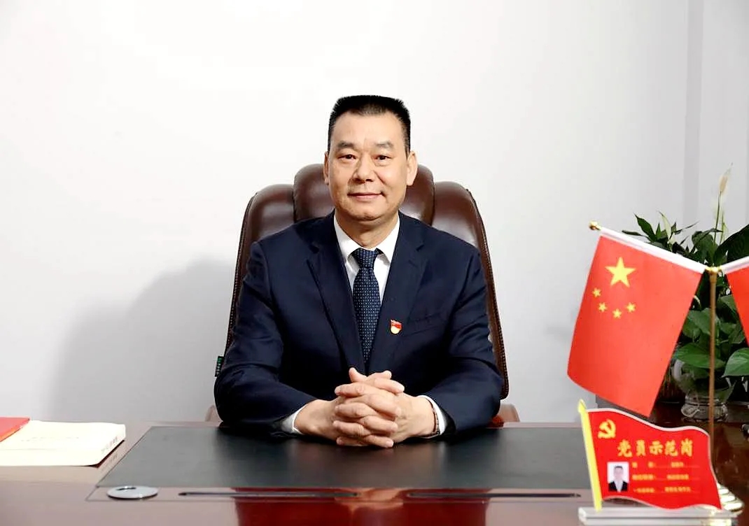 【身边的榜样】恪尽职守勤敬业 务实担当有作为--记总局、集团公司（局）优秀党务工作者赵新杰